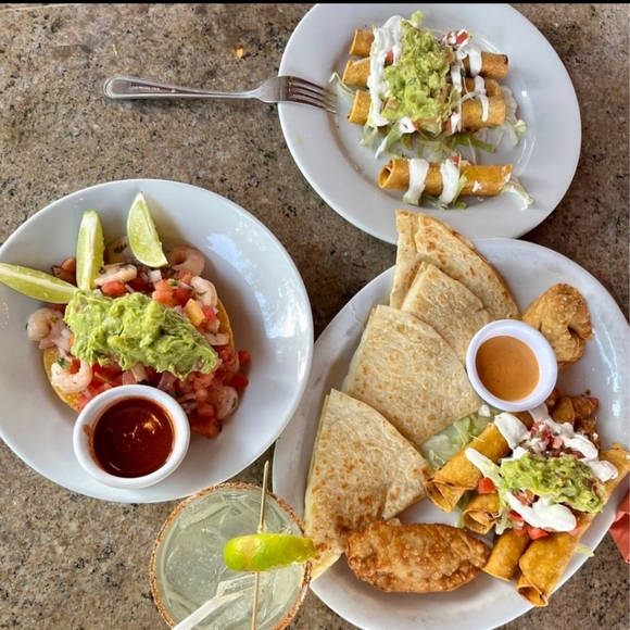 IRL LA Poshmark's 13th Birthday December 2024 - Picture 6 of 8